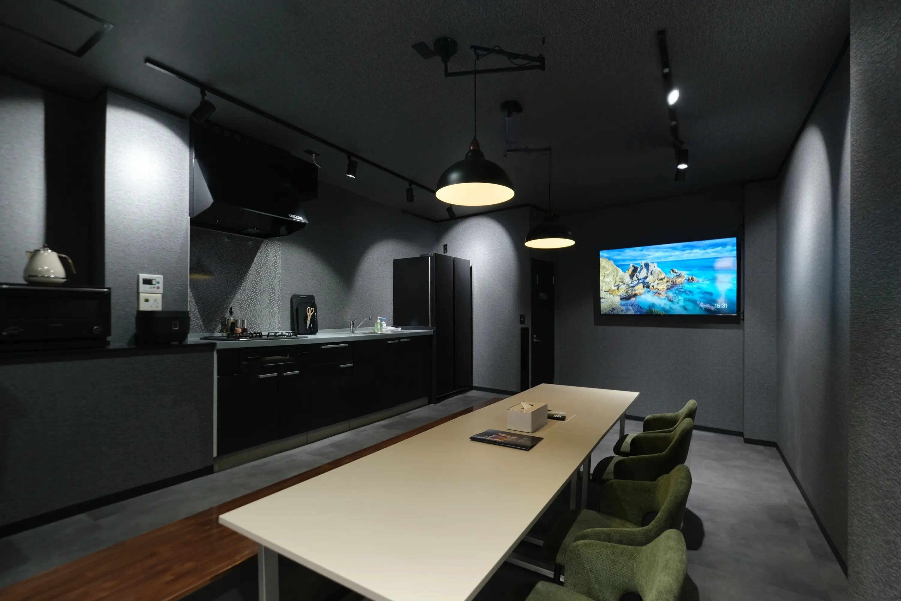 dining area (1st floor)